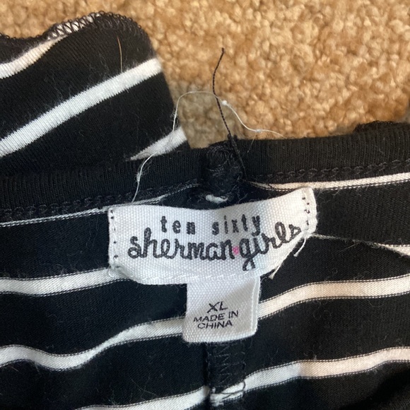 Black and White Striped Dress - Picture 3 of 3